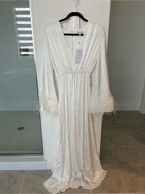 NADINE MERABI White Satin Feather-Trim Long Robe